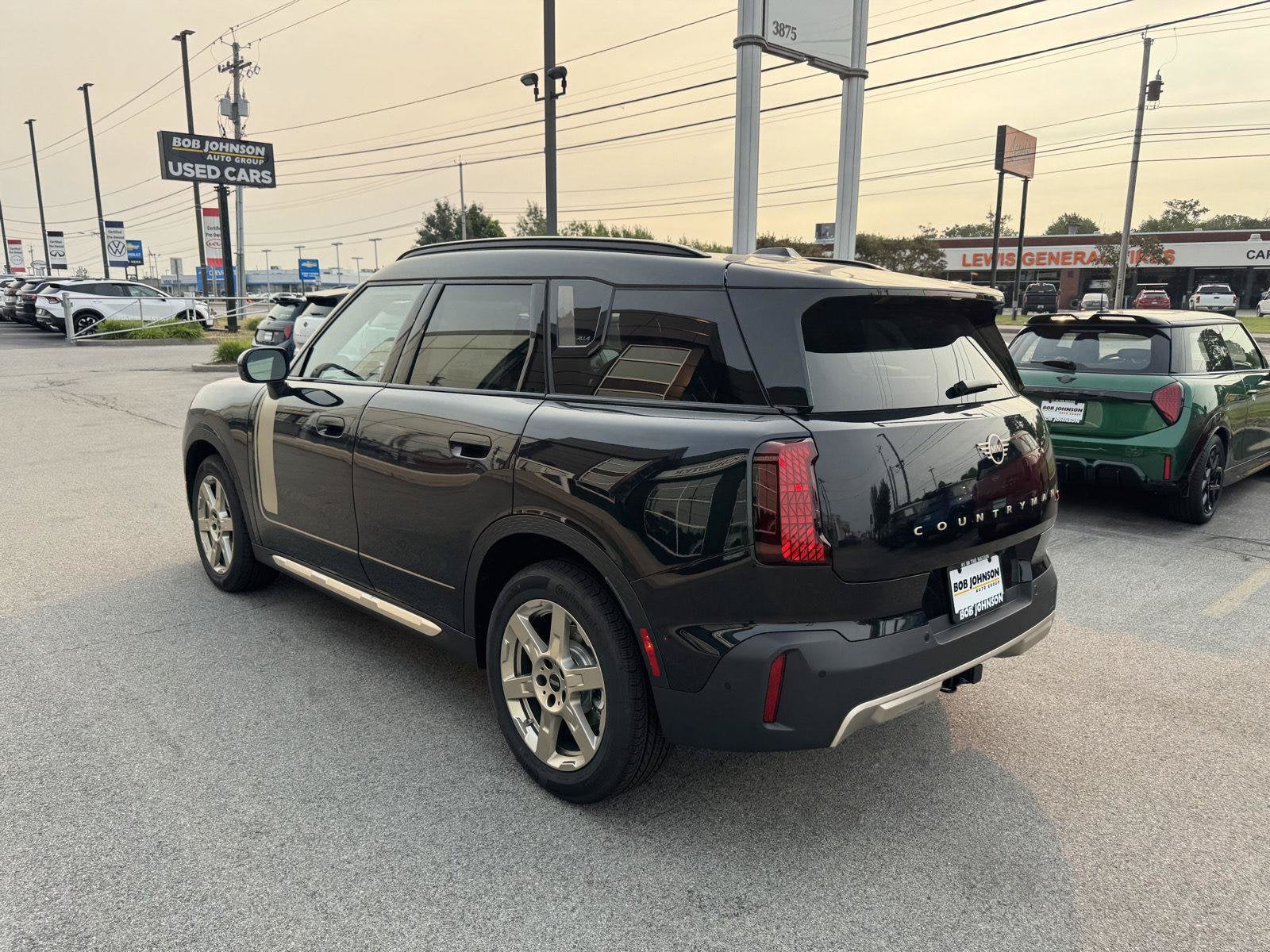 2027 MINI COUNTRYMAN ICONIC