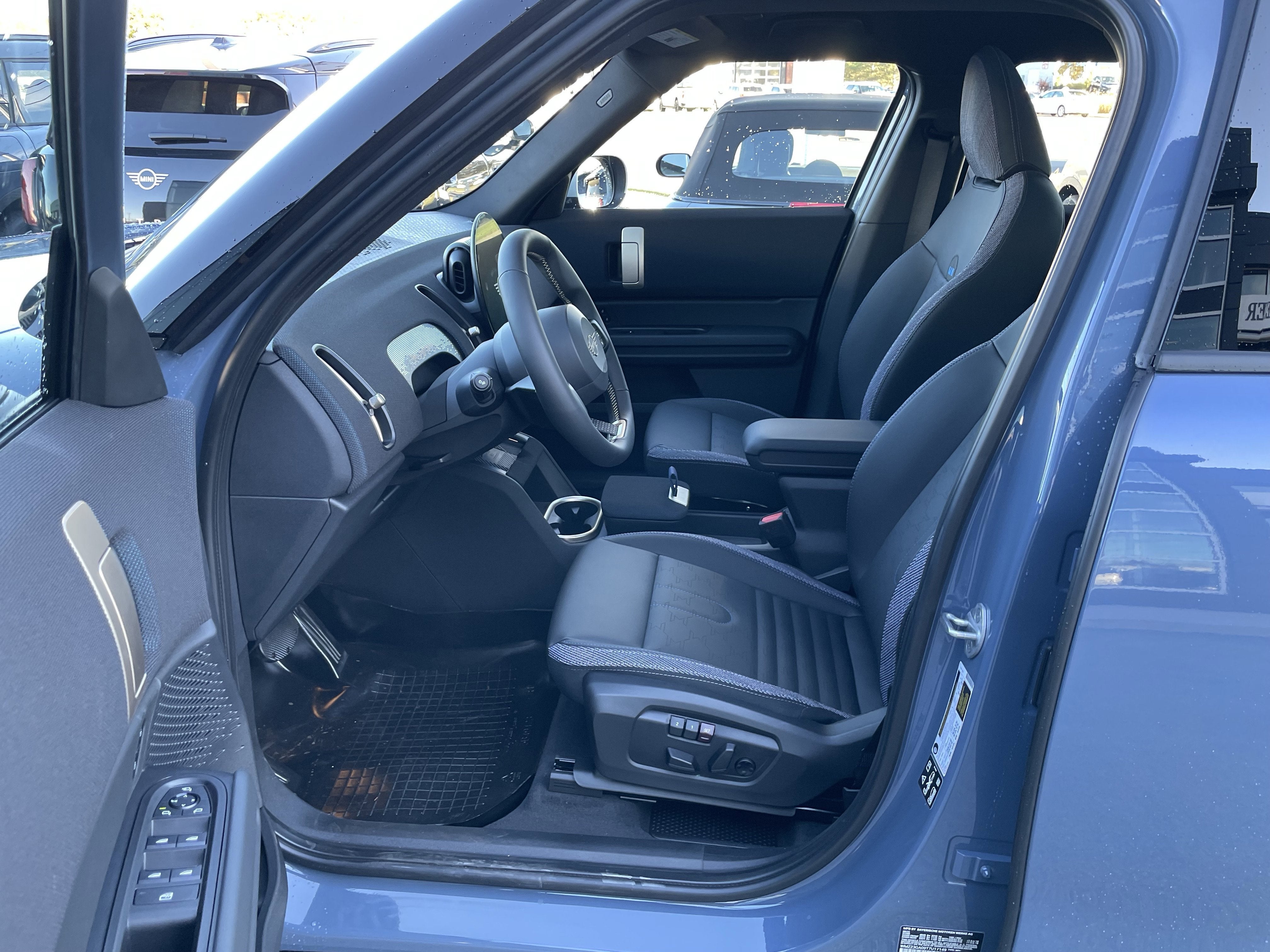 2026 MINI COUNTRYMAN SIGNATURE PLUS