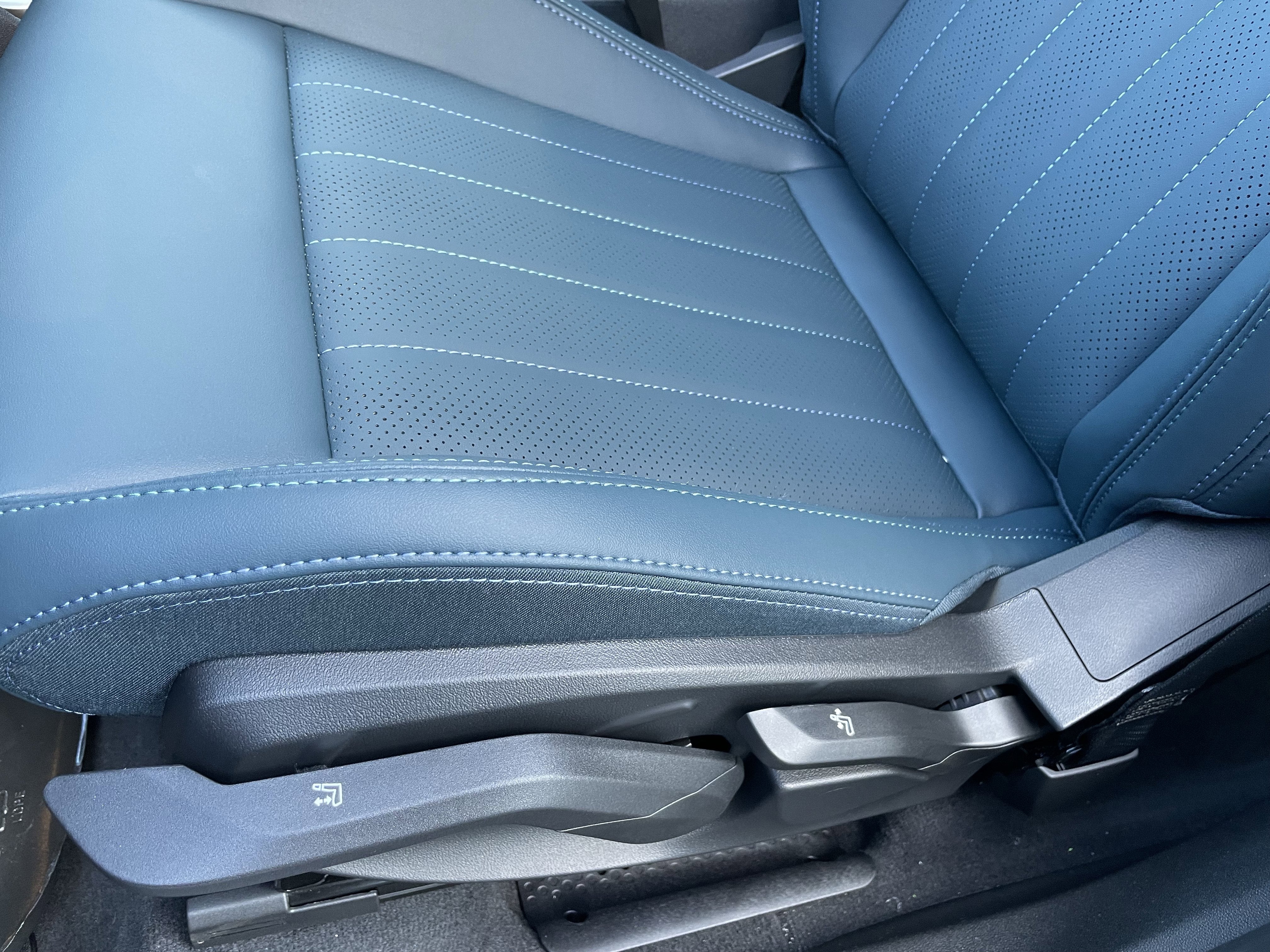 2026 MINI COUNTRYMAN SIGNATURE PLUS