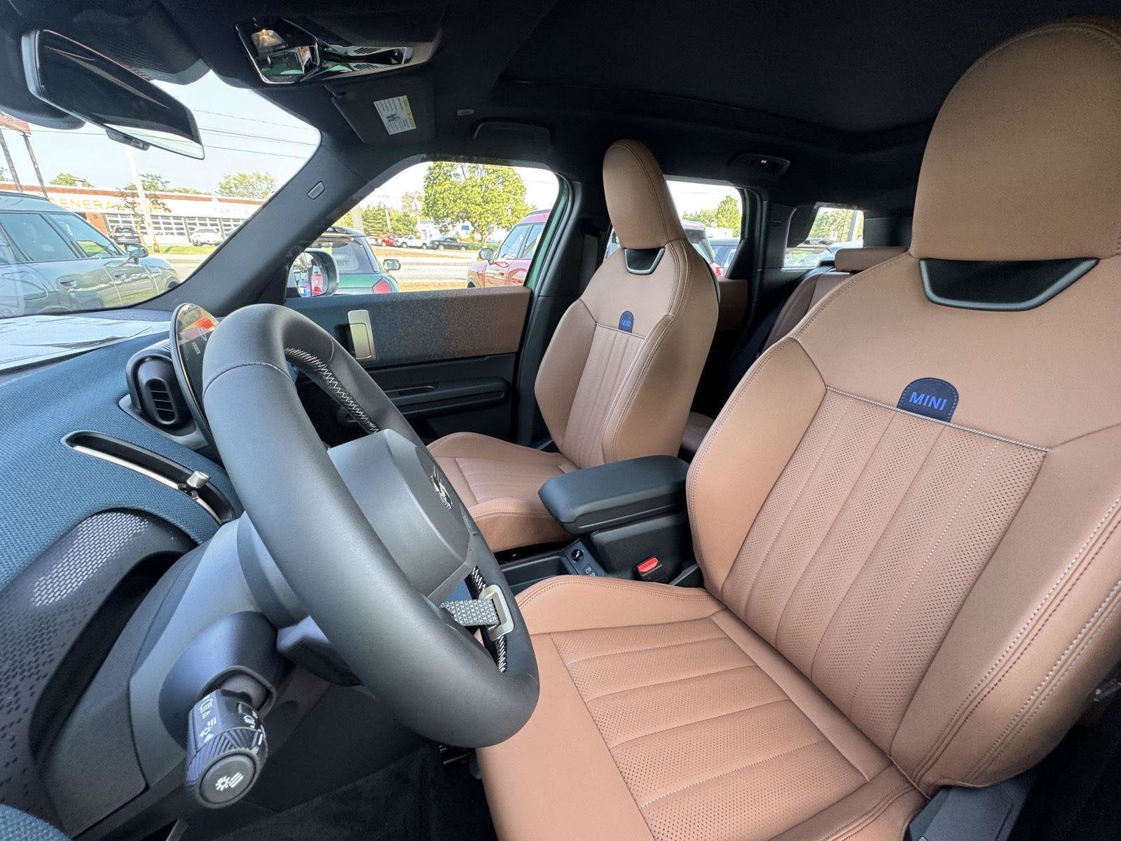 2027 MINI COUNTRYMAN SIGNATURE PLUS