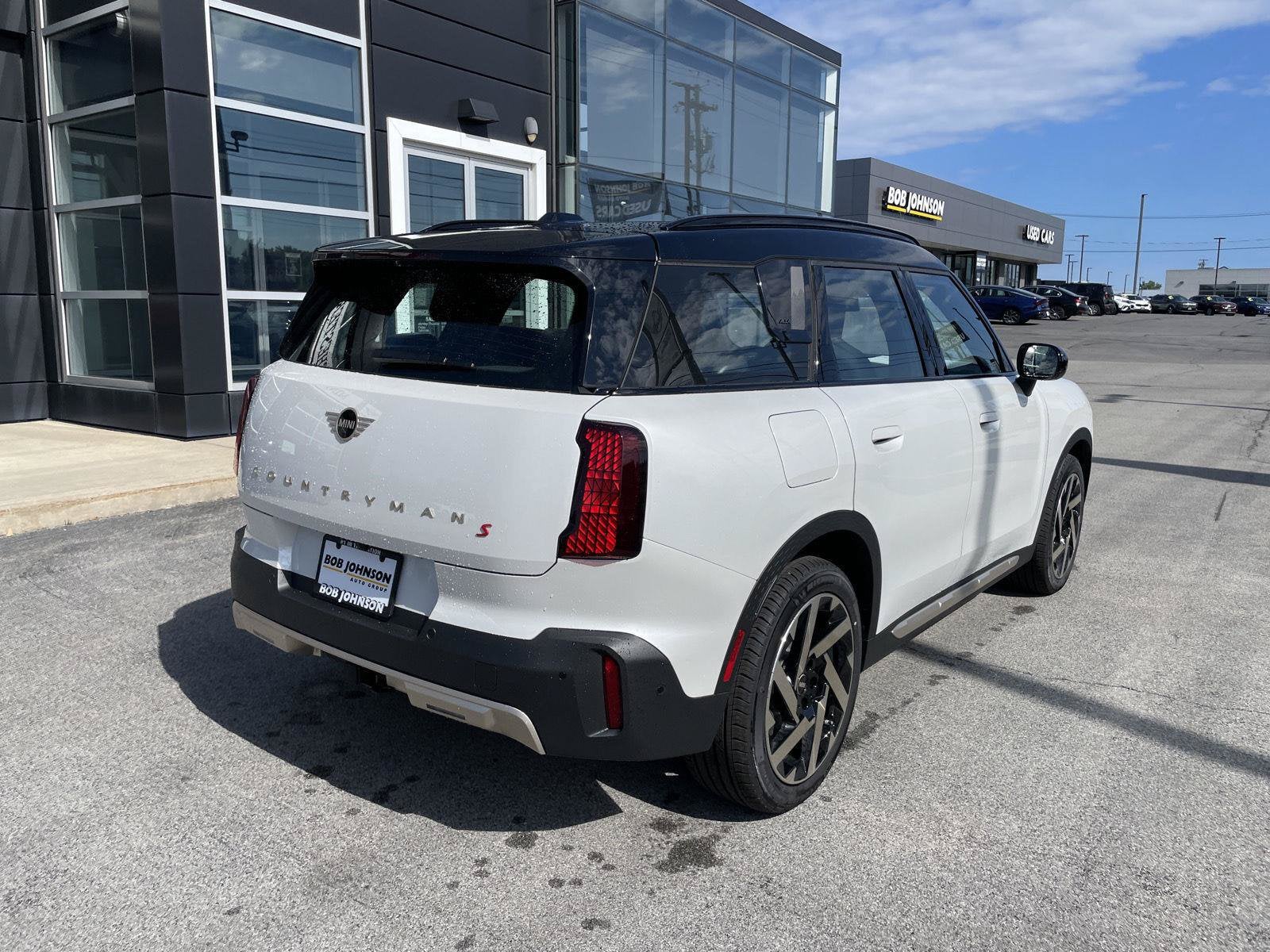 2027 MINI COUNTRYMAN SIGNATURE PLUS