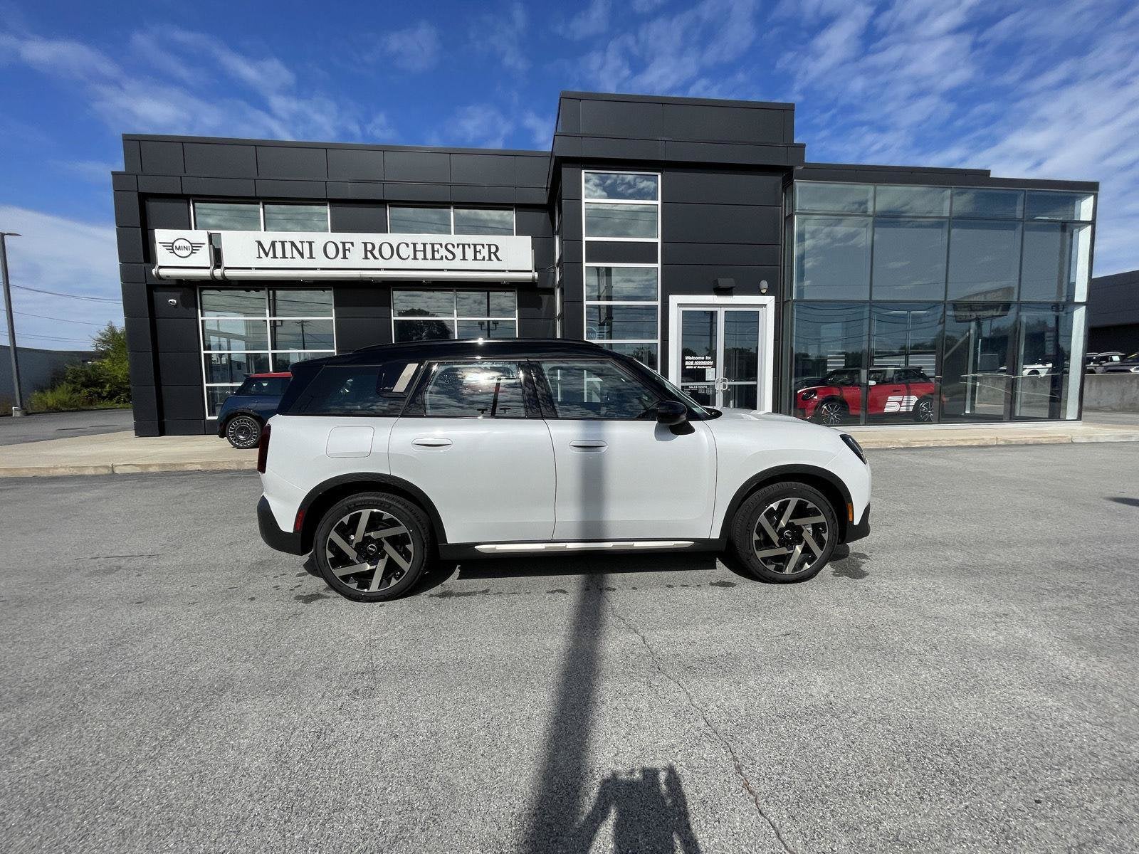 2027 MINI COUNTRYMAN SIGNATURE PLUS