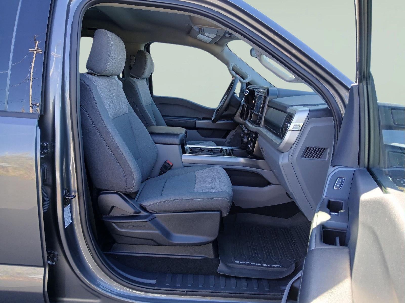 2024 Ford Super Duty F-350 DRW XLT