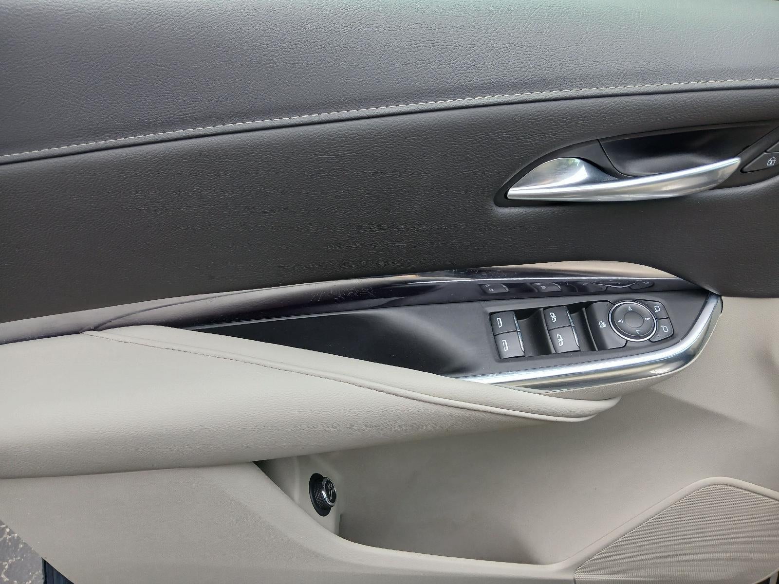 2022 Cadillac XT4 AWD Luxury