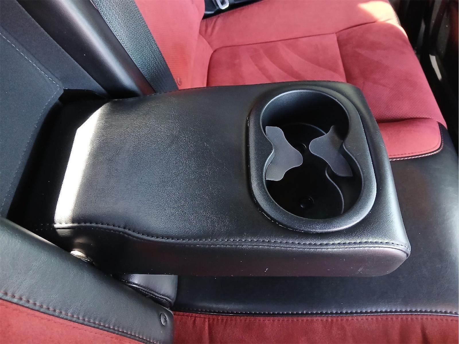 2018 Dodge Challenger R/T Plus Shaker