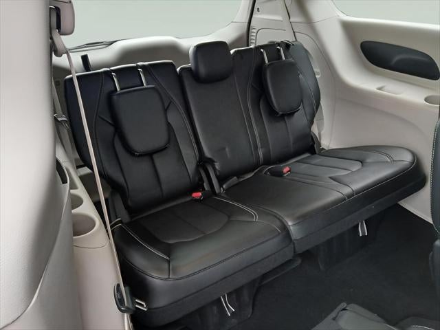 2024 Chrysler Pacifica Touring L **SMART BUY $575/Monthly**