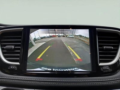 2024 Chrysler Pacifica Touring L **SMART BUY $575/Monthly**