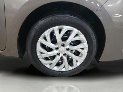 2017 Toyota COROLLA LE