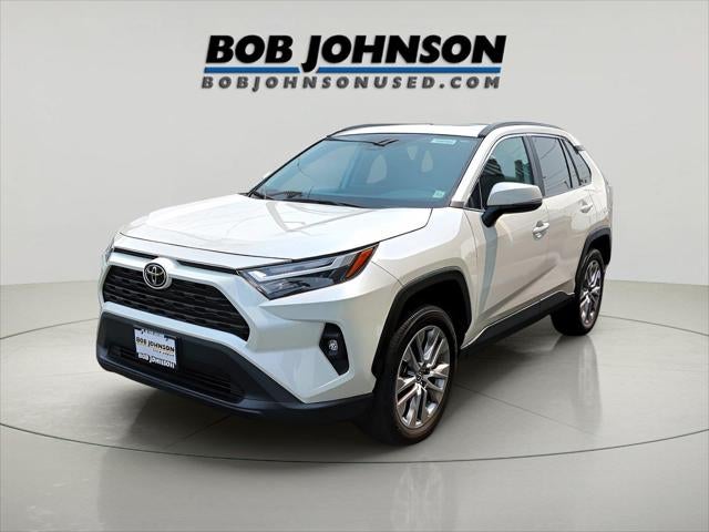 2022 Toyota RAV4 XLE Premium