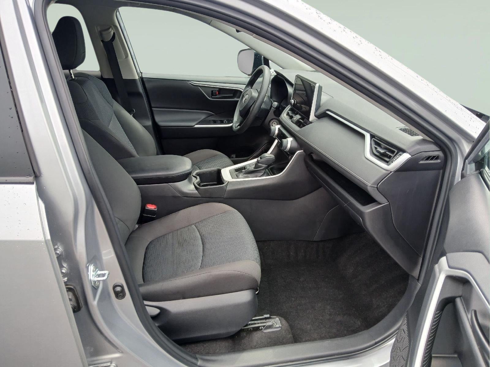 2023 Toyota RAV4 LE AWD