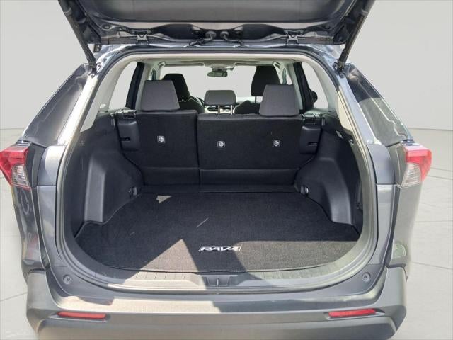 2019 Toyota RAV4 Hybrid XLE