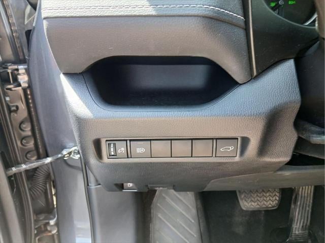 2019 Toyota RAV4 Hybrid XLE