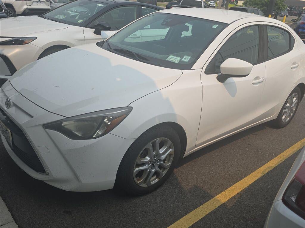 2017 Toyota Yaris iA Base