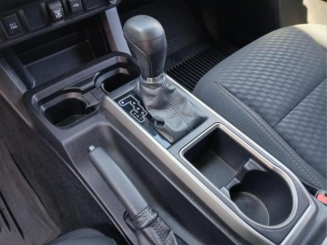 2021 Toyota TACOMA SR5 SR5 V6