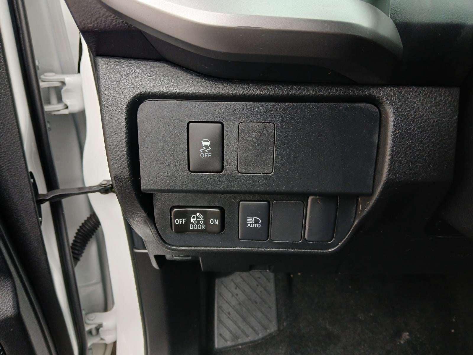 2023 Toyota TACOMA SR5 SR5 V6