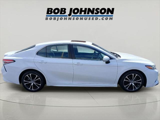 2018 Toyota CAMRY SEDAN