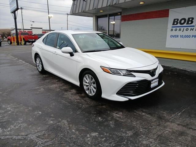 2019 Toyota CAMRY LE
