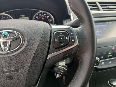 2017 Toyota CAMRY SE