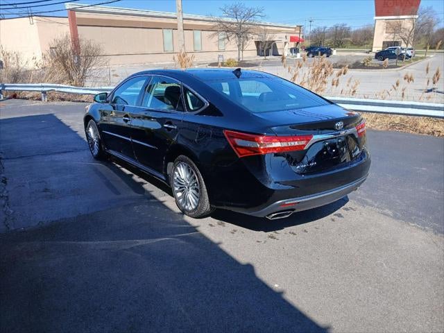 2018 Toyota AVALON Limited