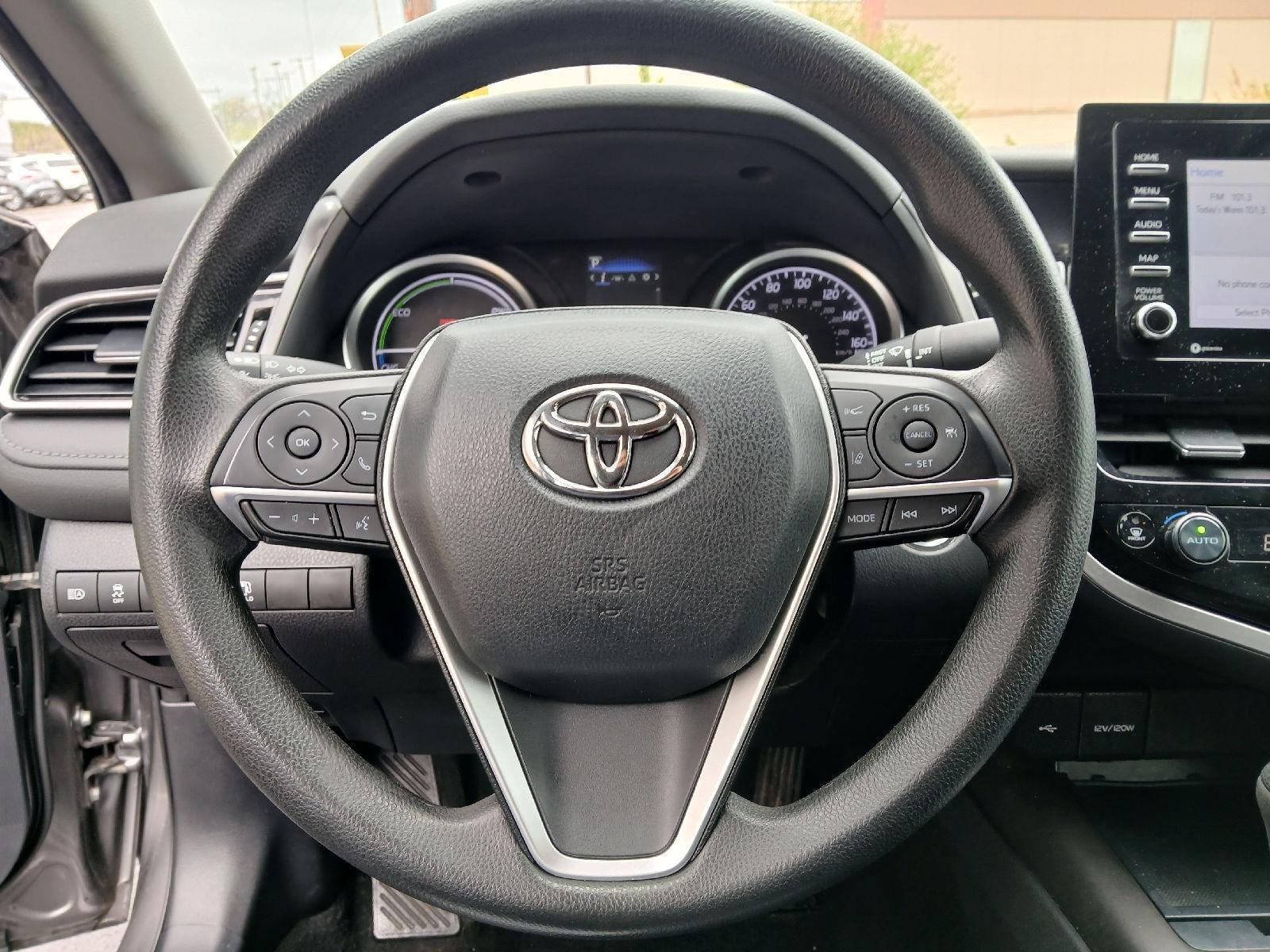 2022 Toyota Camry Hybrid LE
