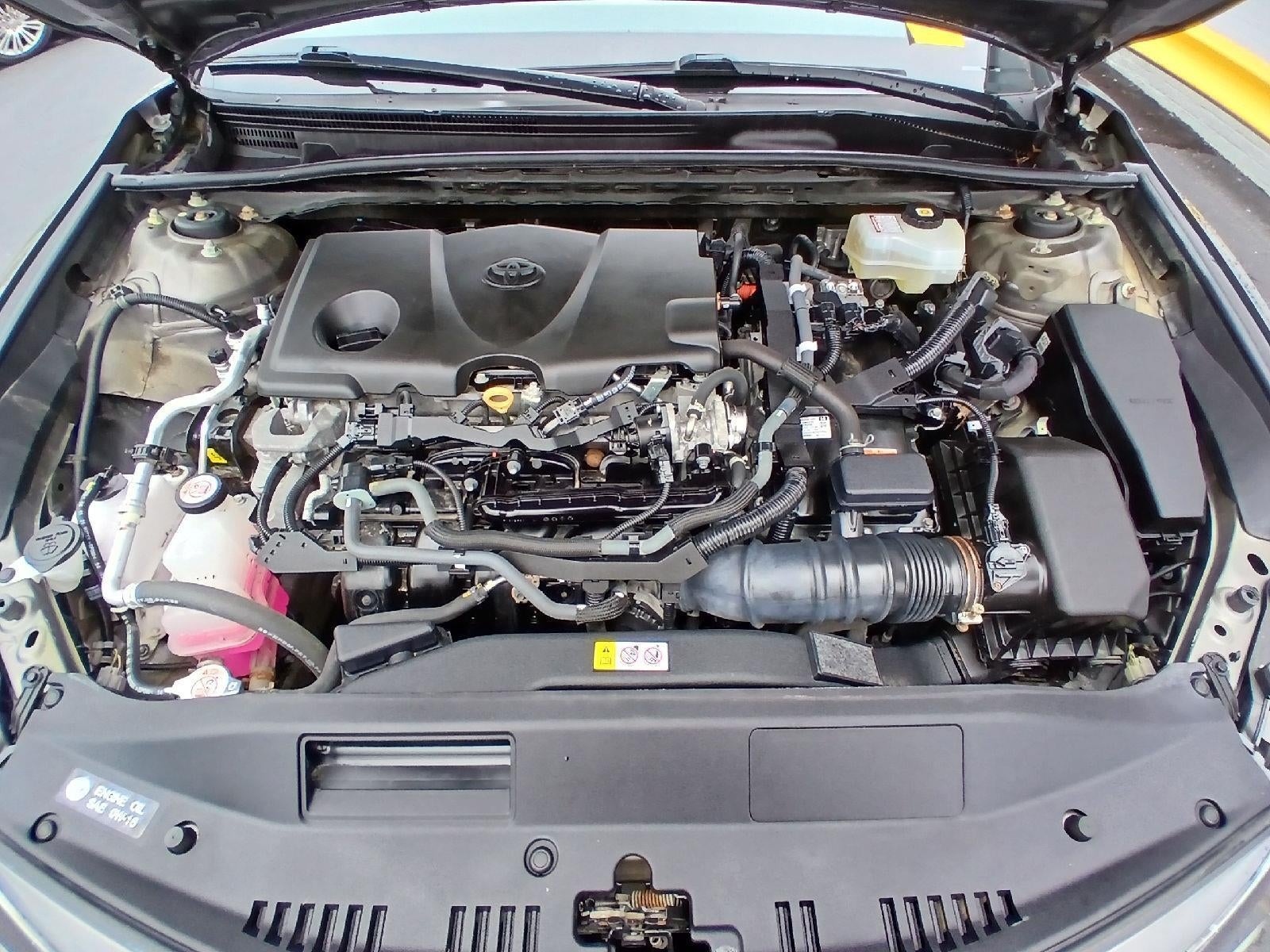 2022 Toyota Camry Hybrid LE