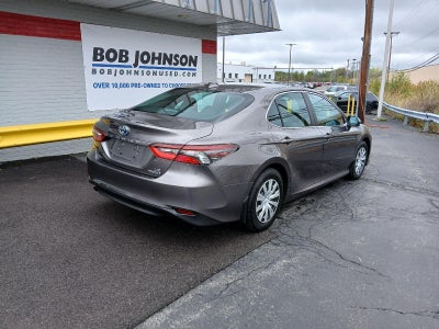 2022 Toyota Camry Hybrid LE