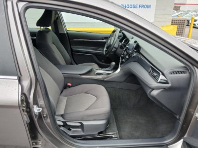 2022 Toyota Camry Hybrid LE