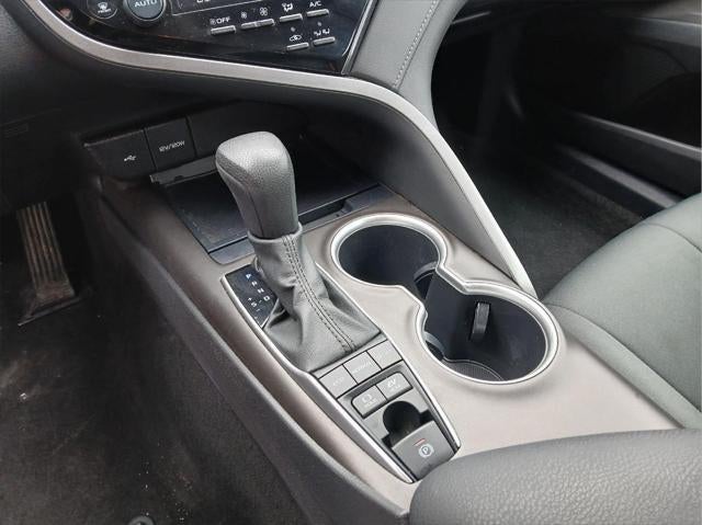 2022 Toyota CAMRY Hybrid LE