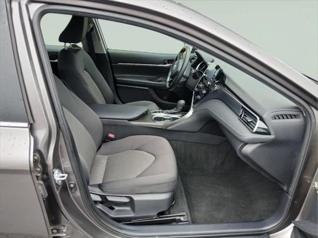 2022 Toyota CAMRY Hybrid LE