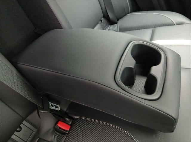 2025 Toyota Camry SE AWD