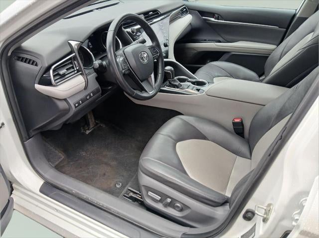 2020 Toyota CAMRY XLE