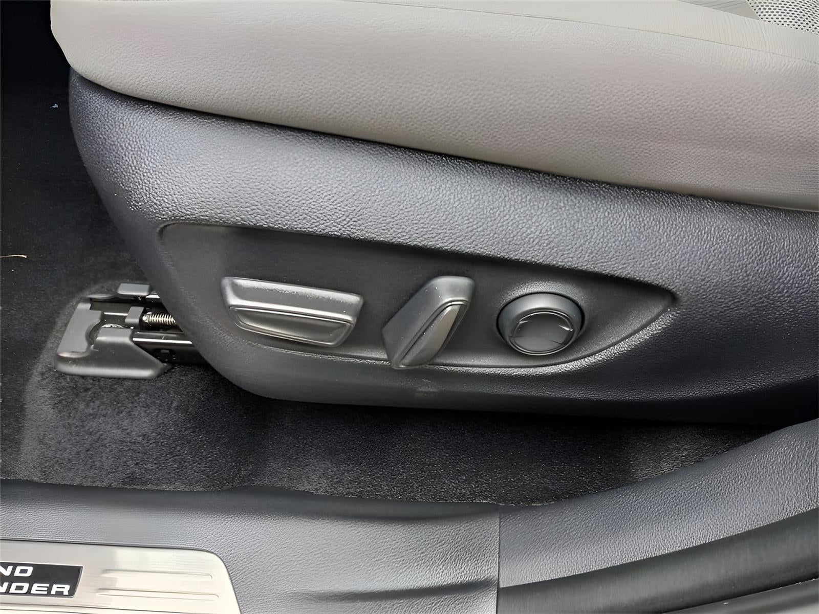 2025 Toyota GRAND HIGHLANDER HEV XLE