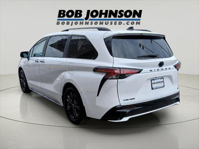 2025 Toyota SIENNA XSE AWD MINIVAN