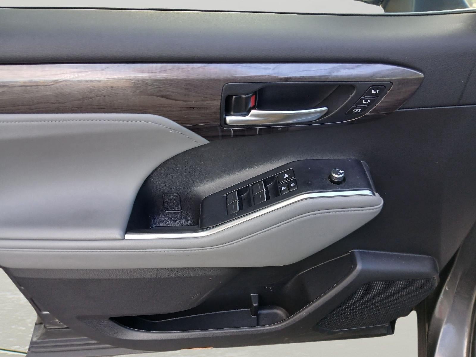 2022 Toyota Highlander Limited