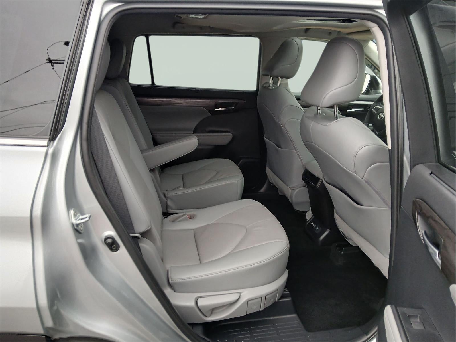 2021 Toyota HIGHLANDER Limited