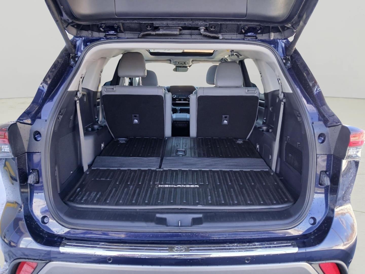 2025 Toyota HIGHLANDER HEV Platinum