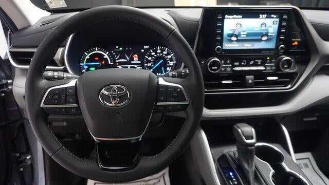 2021 Toyota Highlander Hybrid XLE