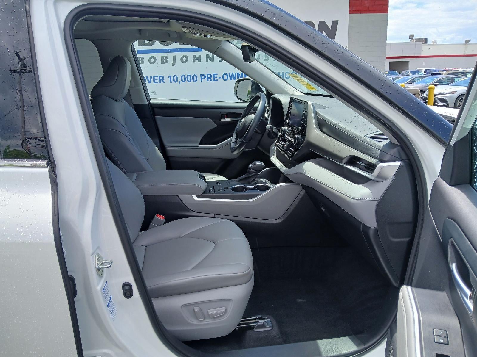 2021 Toyota Highlander Hybrid XLE
