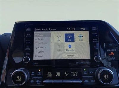 2022 Toyota HIGHLANDER XLE