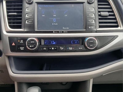 2016 Toyota HIGHLANDER XLE