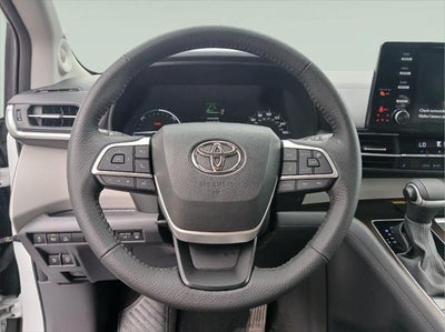 2023 Toyota Sienna XLE 7-Passenger