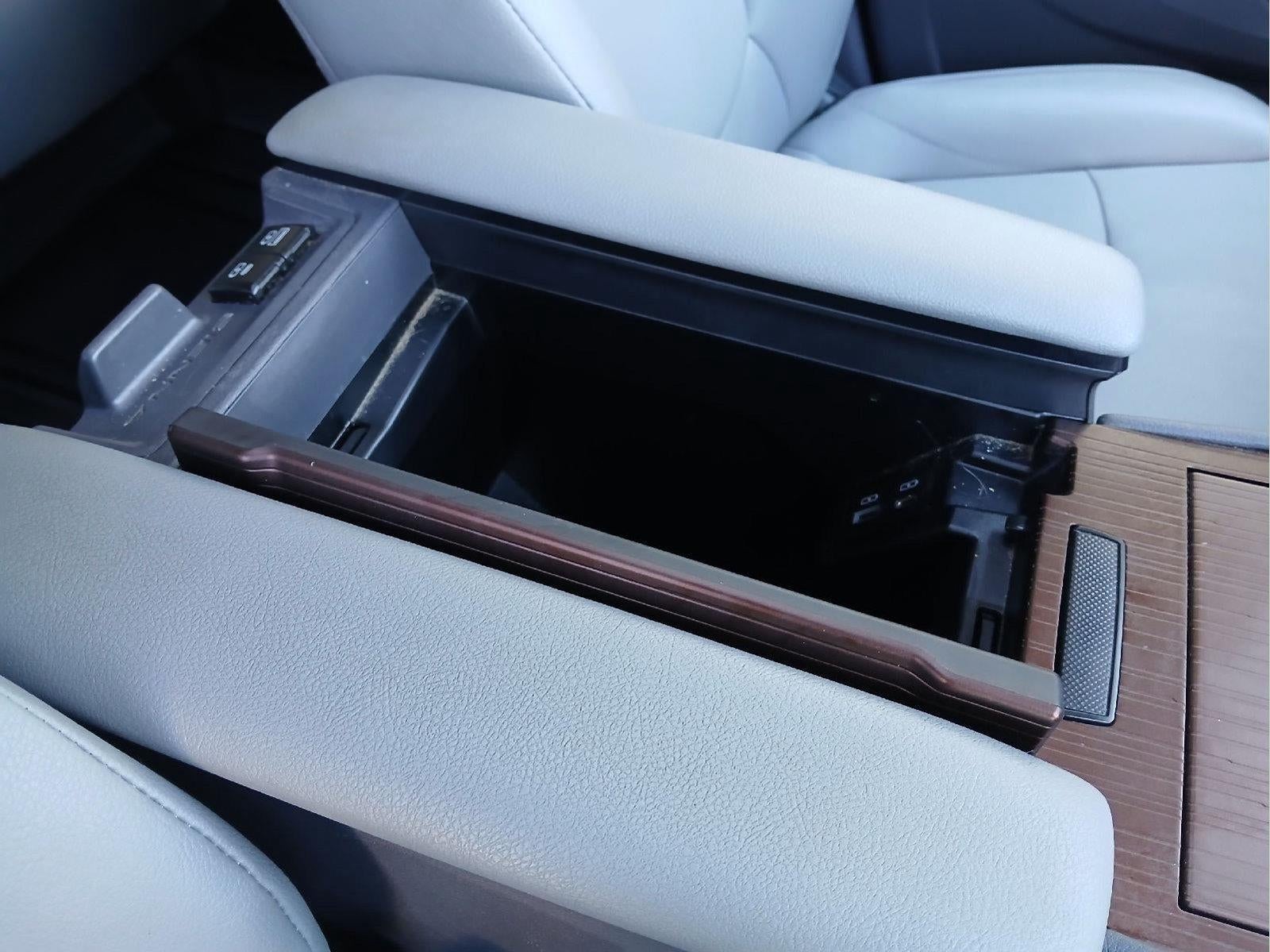 2024 Toyota Sienna XLE 7-Passenger