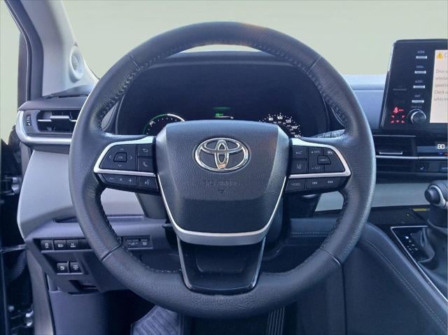 2024 Toyota Sienna XLE 7-Passenger