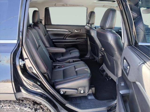 2019 Toyota HIGHLANDER SUV