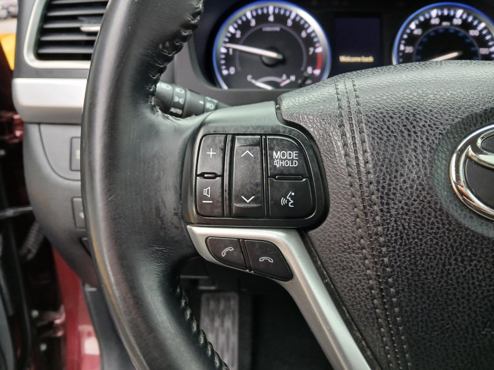 2017 Toyota HIGHLANDER XLE