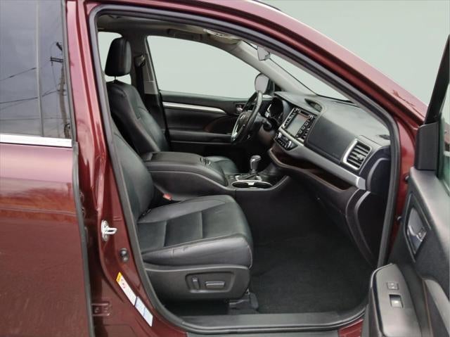 2017 Toyota HIGHLANDER XLE