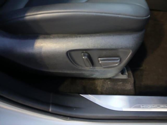 2023 Toyota HIGHLANDER HYBRD XLE