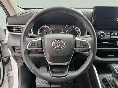 2023 Toyota HIGHLANDER XLE AWD