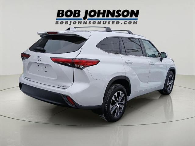 2023 Toyota HIGHLANDER XLE AWD