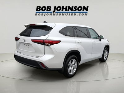 2023 Toyota Highlander LE